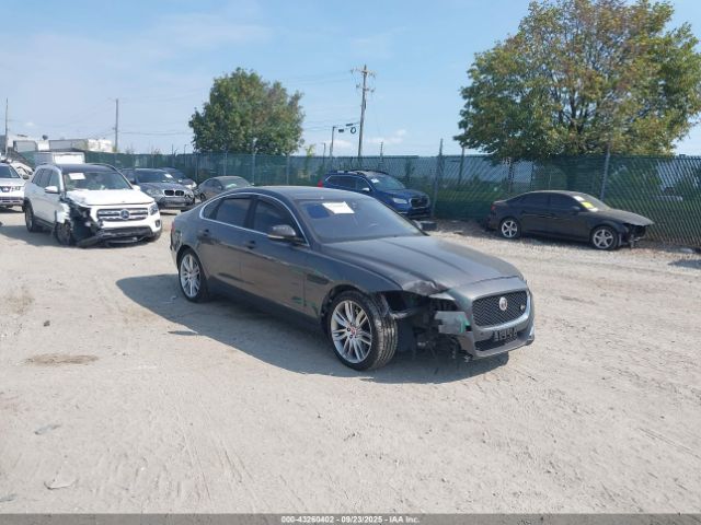 2016 JAGUAR XF SAJBD4BV3GCY24372