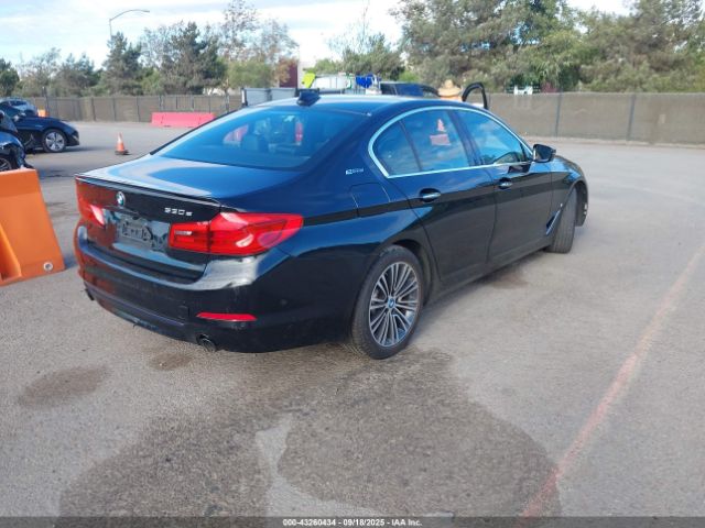2018 BMW 530E WBAJA9C57JB033691 Photo 3