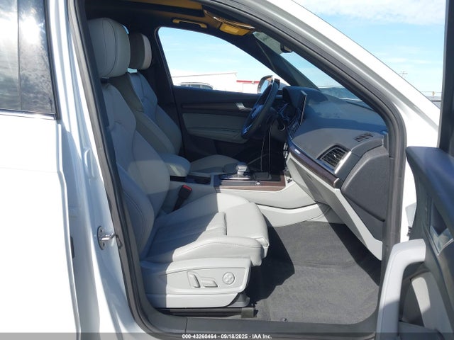 2024 AUDI Q5 WA1E2AFY8R2113547 Photo 4