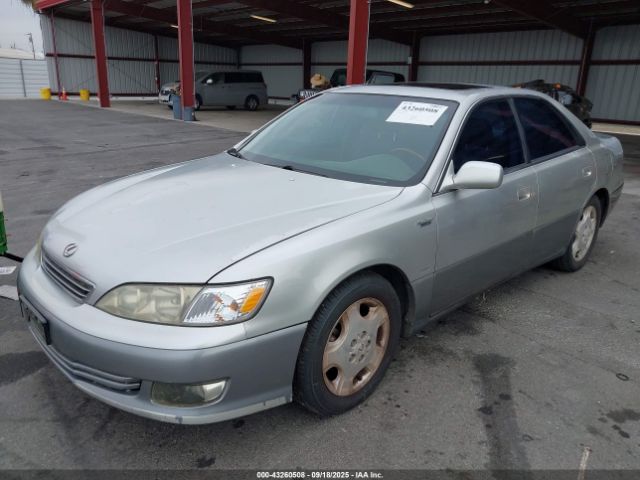 2000 LEXUS ES 300 JT8BF28G3Y5097695 Photo 1