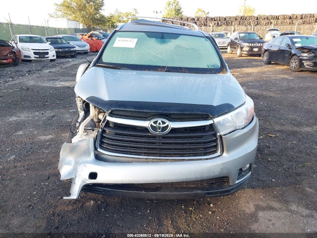 Toyota 2gr-fe 2015 5TDJKRFH7FS207572 Image 12