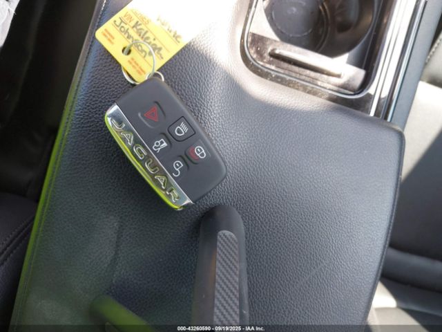 2018 JAGUAR XE SAJAR4FX7JCP35825 Photo 10