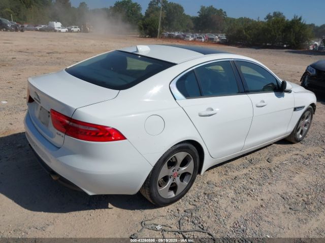 2018 JAGUAR XE SAJAR4FX7JCP35825 Photo 3