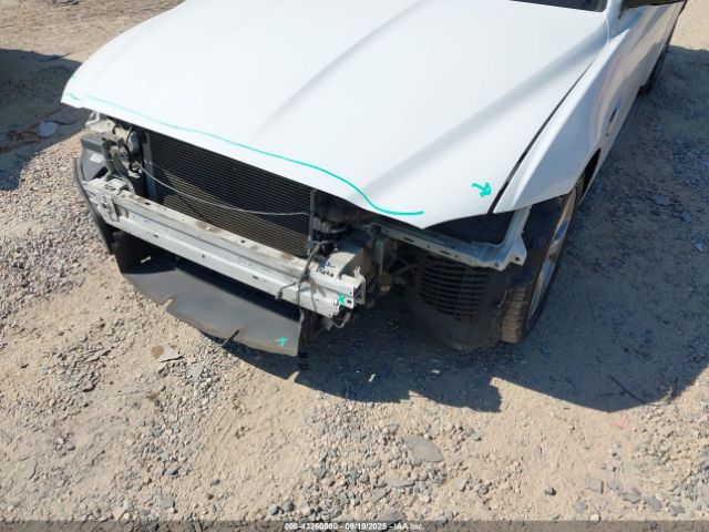 2018 JAGUAR XE SAJAR4FX7JCP35825 Photo 5