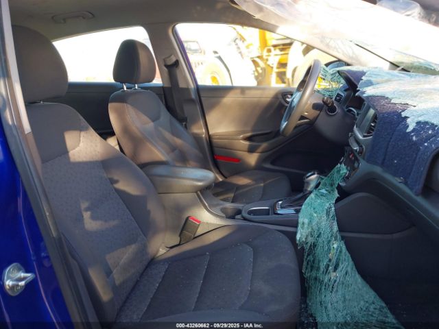 2019 HYUNDAI IONIQ HYBRID KMHC65LC1KU164640 Photo 4