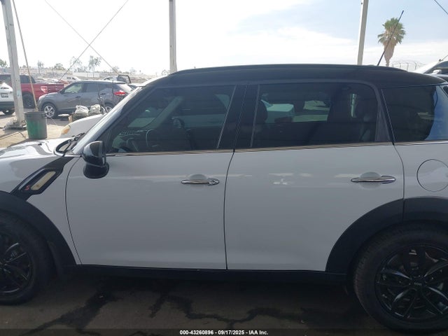 WMWZC3C55FWT06802 Mini Countryman