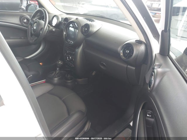 WMWZC3C55FWT06802 Mini Countryman