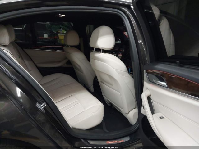 2017 BMW 530I WBAJA5C34HWA35511 Photo 7