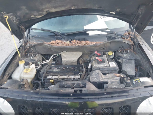 Jeep 2015 2015 1C4NJPBA6FD179356 Image 10