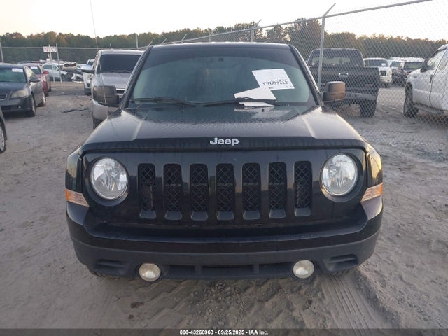 Jeep 2015 2015 1C4NJPBA6FD179356 Image 6