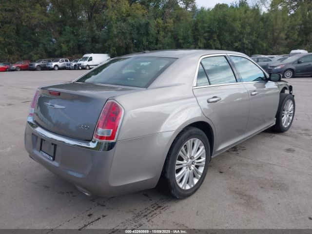 2014 CHRYSLER 300 2C3CCARG2EH142190 Photo 3