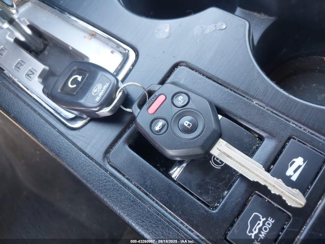 4S4BSAFCXJ3388814 Subaru u5