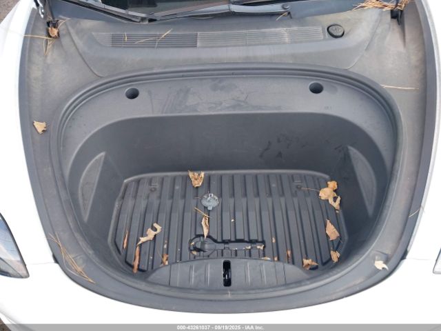 2022 TESLA MODEL 3 5YJ3E1EBXNF192681 Photo 9