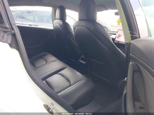 2022 TESLA MODEL 3 5YJ3E1EBXNF192681 Photo 7