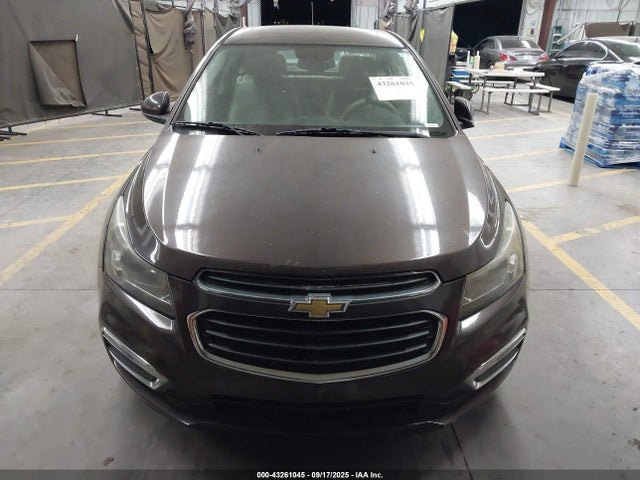 1G1P75SZ7F7215841 Chevrolet luz