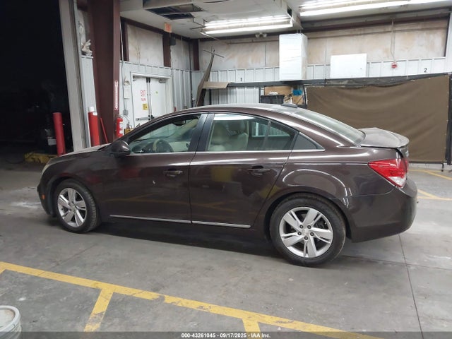 1G1P75SZ7F7215841 Chevrolet luz