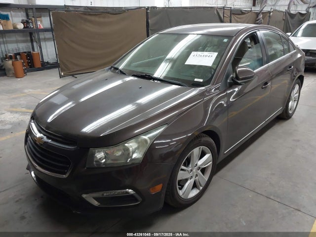 1G1P75SZ7F7215841 Chevrolet luz