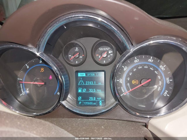 1G1P75SZ7F7215841 Chevrolet luz