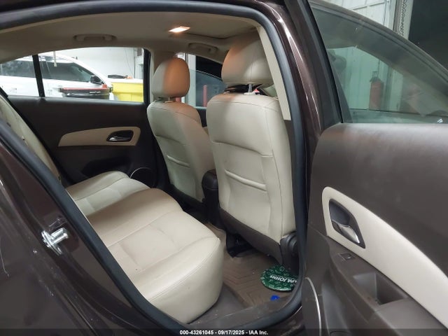 1G1P75SZ7F7215841 Chevrolet luz