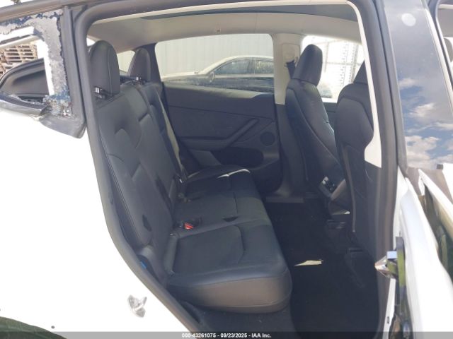 2023 TESLA MODEL Y 7SAYGDEE6PA078790 Photo 7