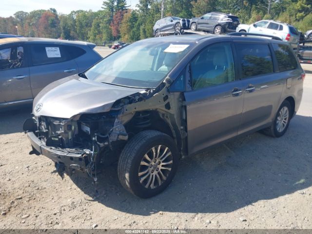 2017 TOYOTA SIENNA 5TDYZ3DC7HS777766 Photo 1