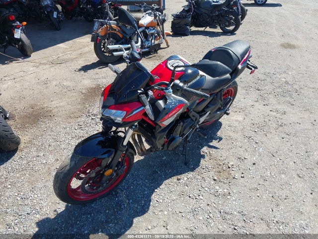 ML5EREN13RDAC0400 Kawasaki Z650