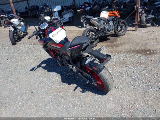 ML5EREN13RDAC0400 Kawasaki Z650