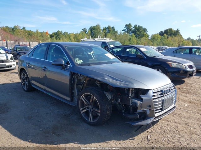 2017 AUDI A4 WAUENAF45HN063954 Photo 0