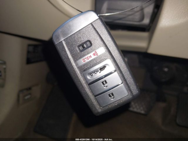 2017 ACURA RDX 5J8TB3H35HL002619 Photo 10