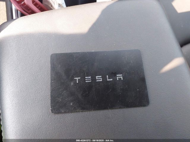 2023 TESLA MODEL Y 7SAYGDEE1PA119472 Photo 10
