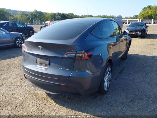 2023 TESLA MODEL Y 7SAYGDEE1PA119472 Photo 3
