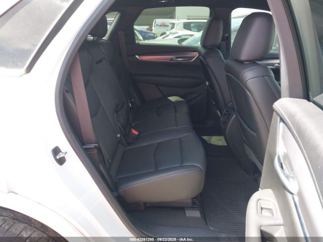 2021 CADILLAC XT5 1GYKNAR48MZ128813 Photo 7