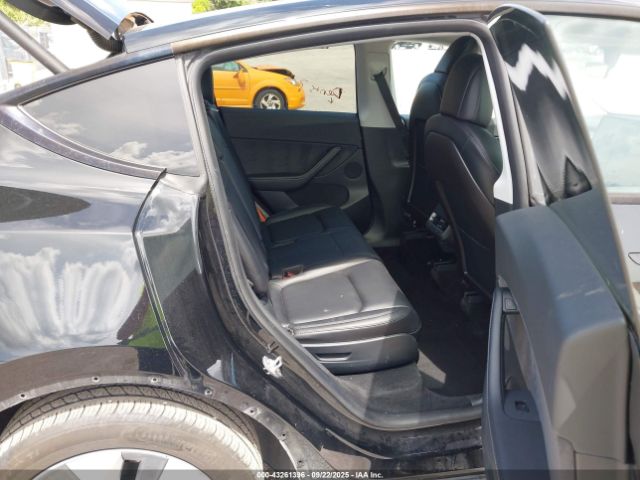 2021 TESLA MODEL Y 5YJYGAEE8MF207493 Photo 7
