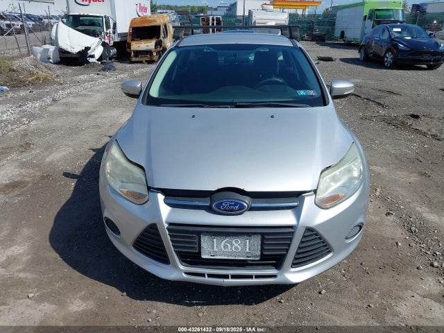 Ford 2014 2014 1FADP3K26EL333019 Image 6