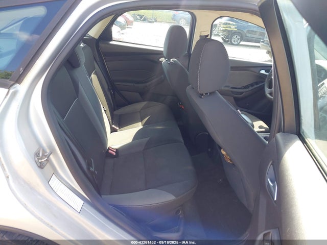 Ford 2014 2014 1FADP3K26EL333019 Image 8