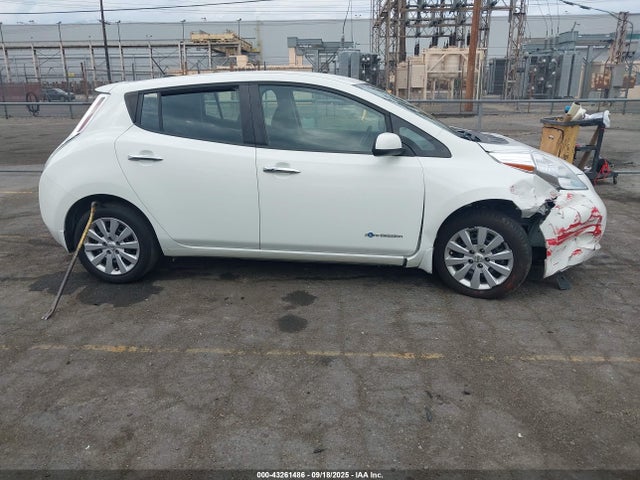 1N4AZ0CP0GC300235 Nissan Leaf