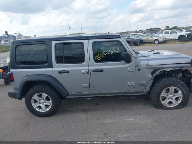 1C4HJXDN9JW332791 Jeep Wrangler Unlimited Sport S 4x4