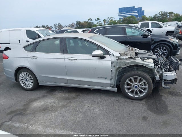 Ford 2.0l 4v atk hev 2017 3FA6P0LU9HR306068 Image 12
