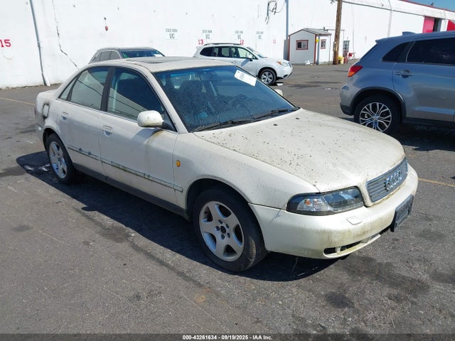 1998 AUDI A4 WAUED68D8WA004673 Photo 0