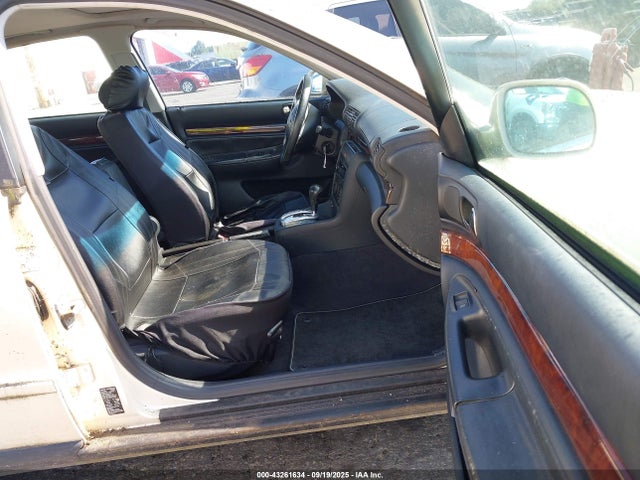 1998 AUDI A4 WAUED68D8WA004673 Photo 4