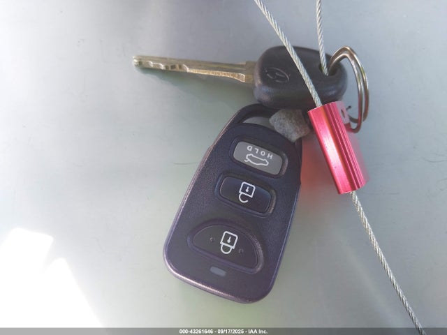 5NPD84LF8HH121018 Hyundai Elantra