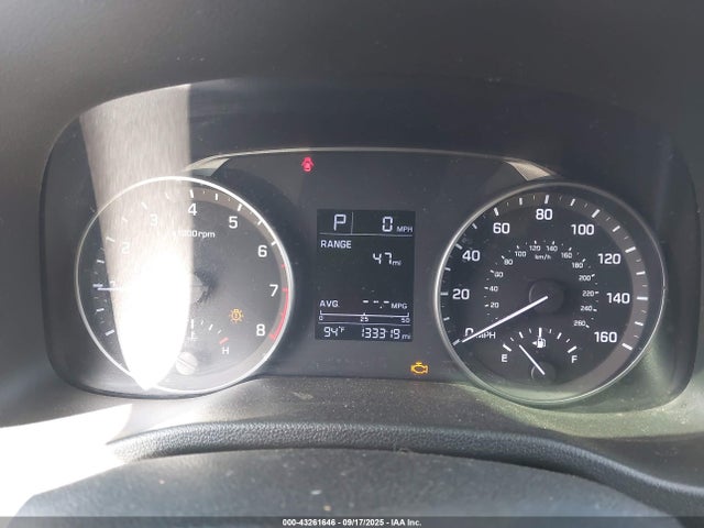 5NPD84LF8HH121018 Hyundai Elantra