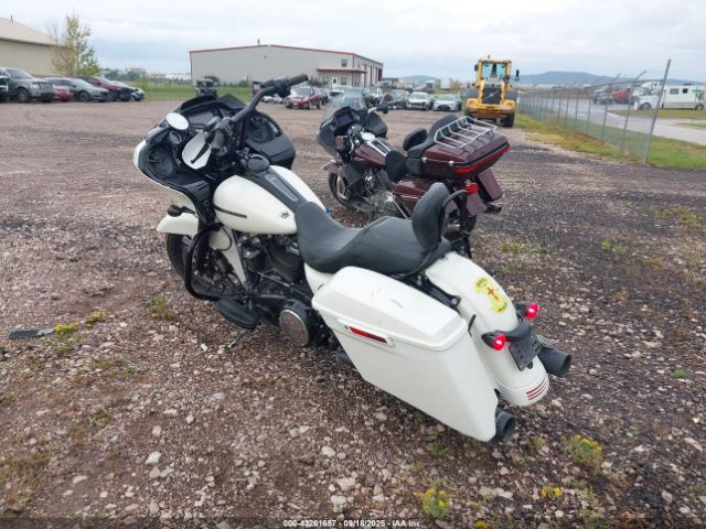 2018 HARLEY-DAVIDSON FLTRXS 1HD1KTC12JB677169 Photo 2