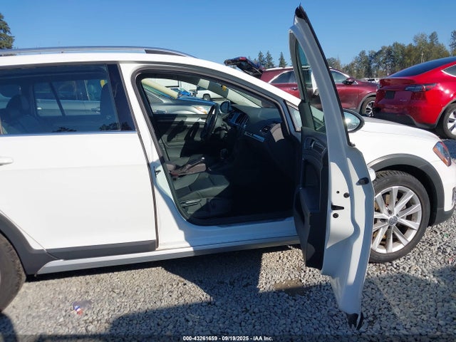 3VWH17AU5HM524728 Volkswagen 1.8 tsi