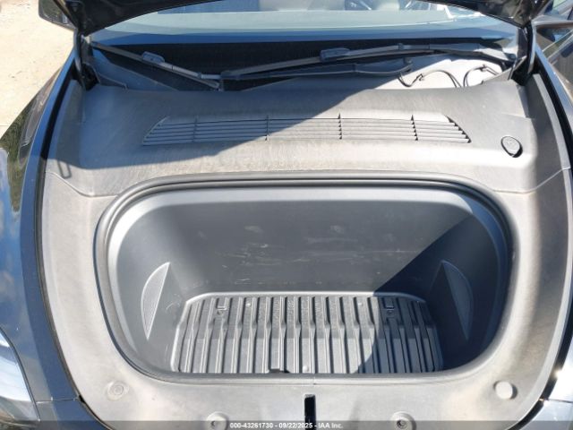 2022 TESLA MODEL Y 7SAYGAEE5NF385091 Photo 9