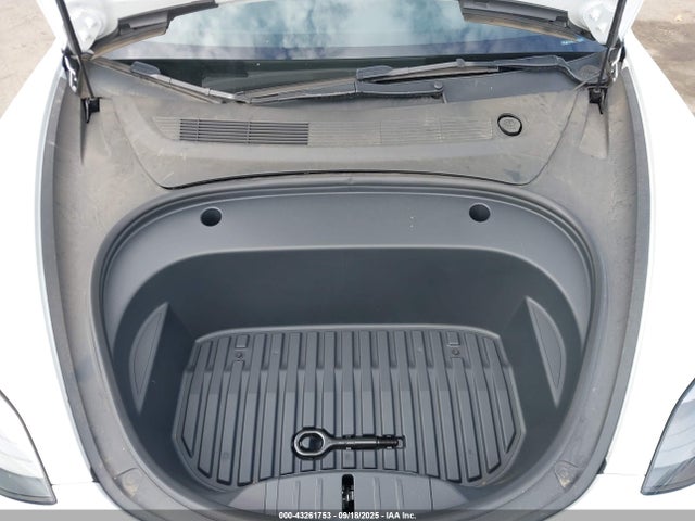 2023 TESLA MODEL 3 5YJ3E1EAXPF505318 Photo 9