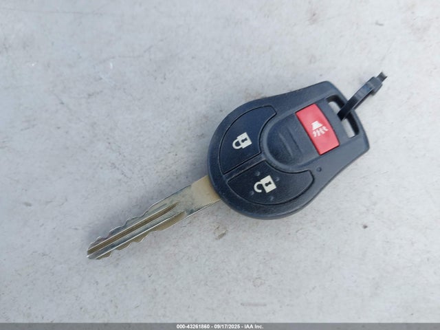 3N1CE2CP4EL400157 Nissan VERSA NOTE