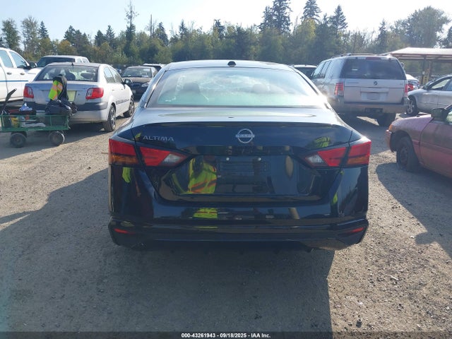 1N4BL4DV0SN377811 Nissan 2025