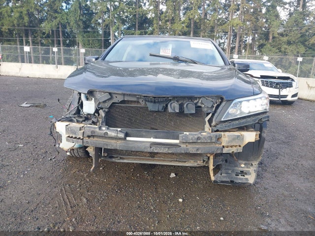 JH4KC1F30EC001905 Acura RLX