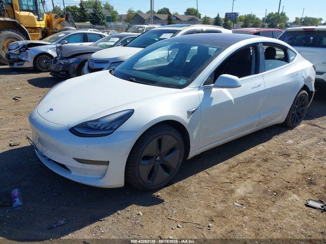 2018 TESLA MODEL 3 5YJ3E1EA6JF023243 Photo 1